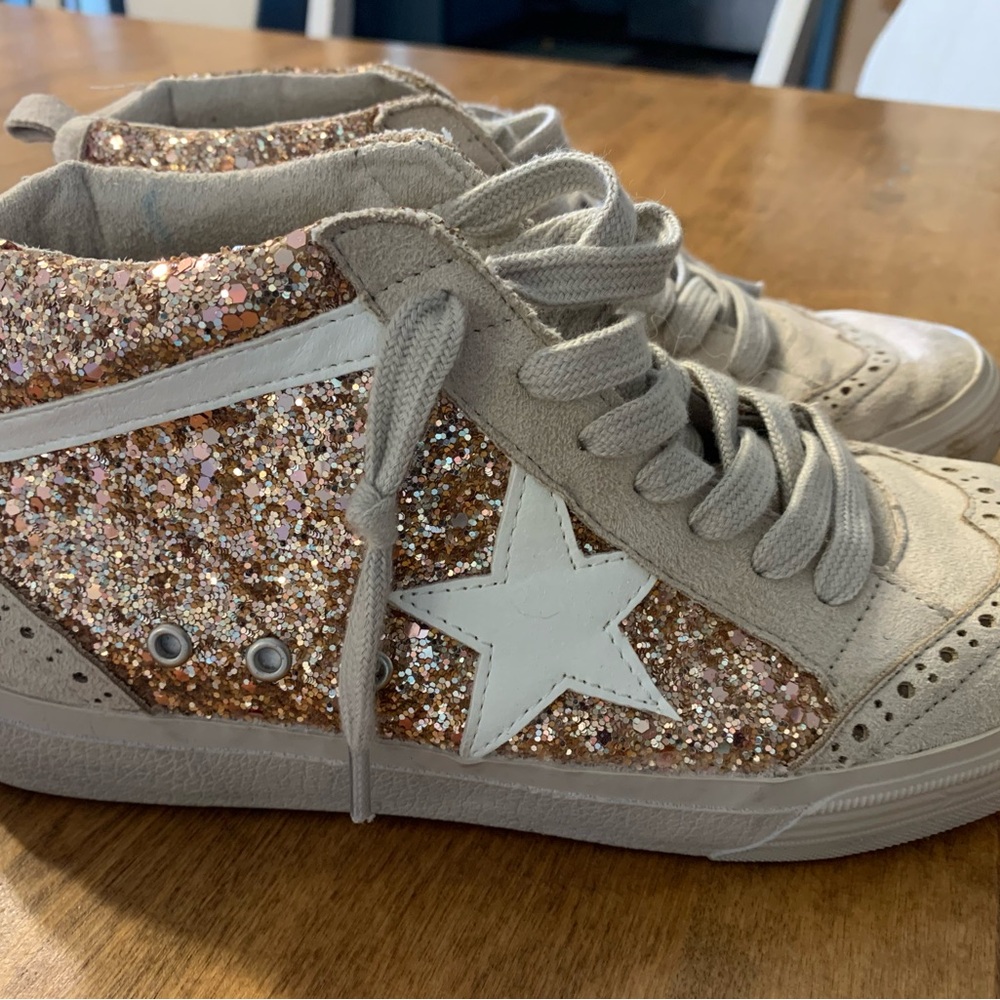 Women’s ShuShop Rina Sneakers in Rose gold - Picture 3 of 8
